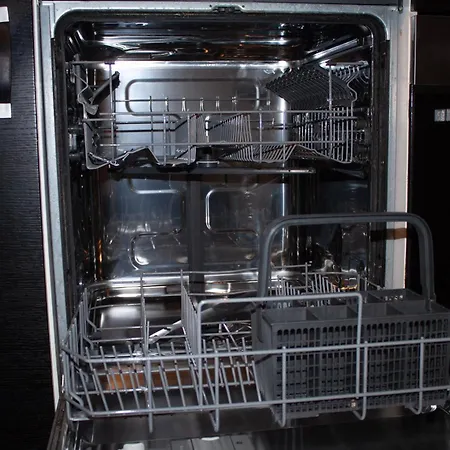 Cozy 2bd In Apartman